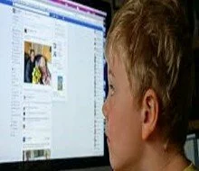 12 Negative Effects of Social Media on Children and Teenagers